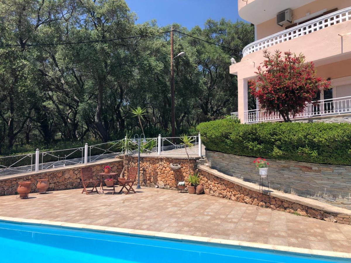 Golden Sun Aparthotel Parga Exterior photo