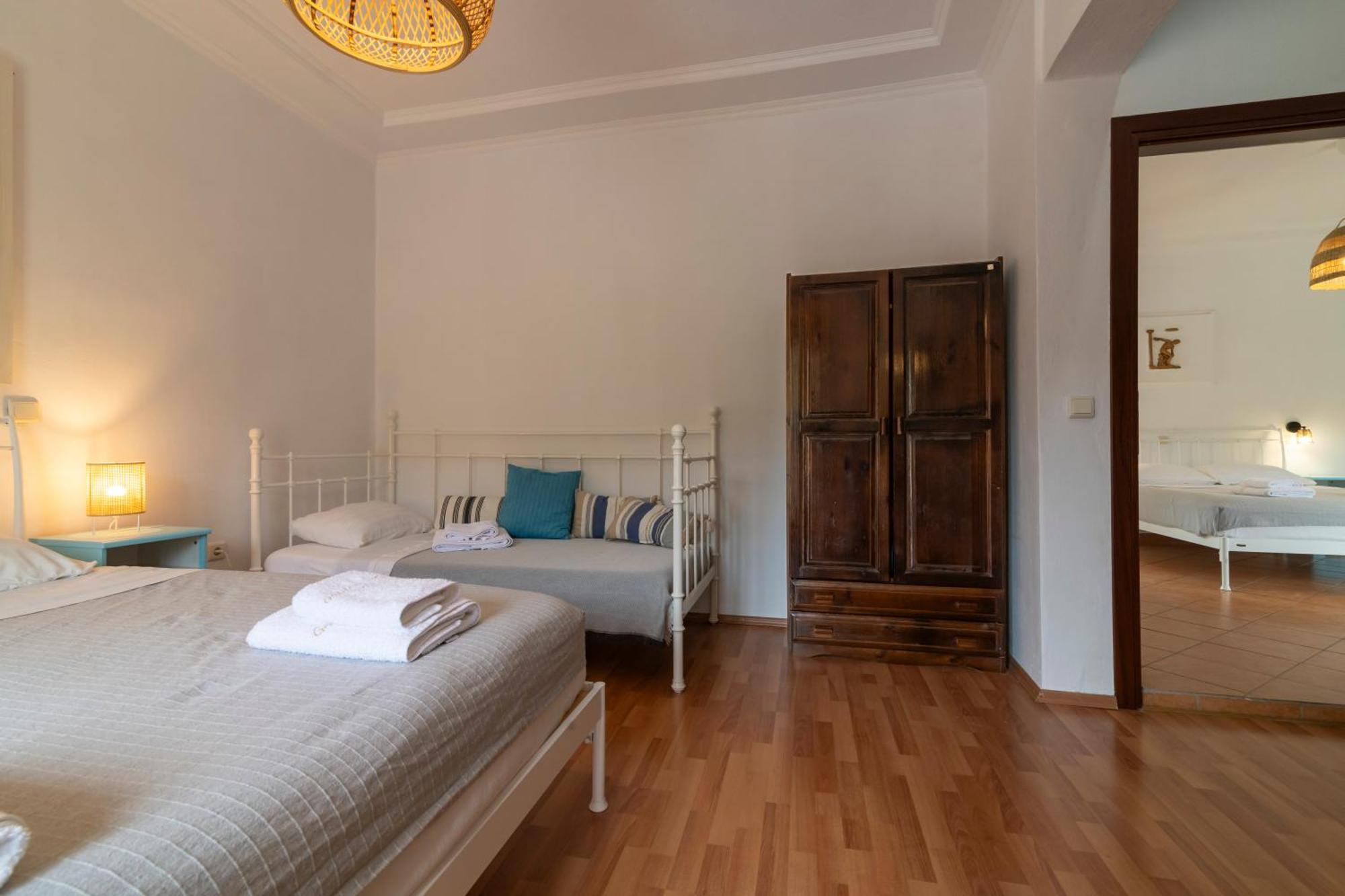 Golden Sun Aparthotel Parga Exterior photo